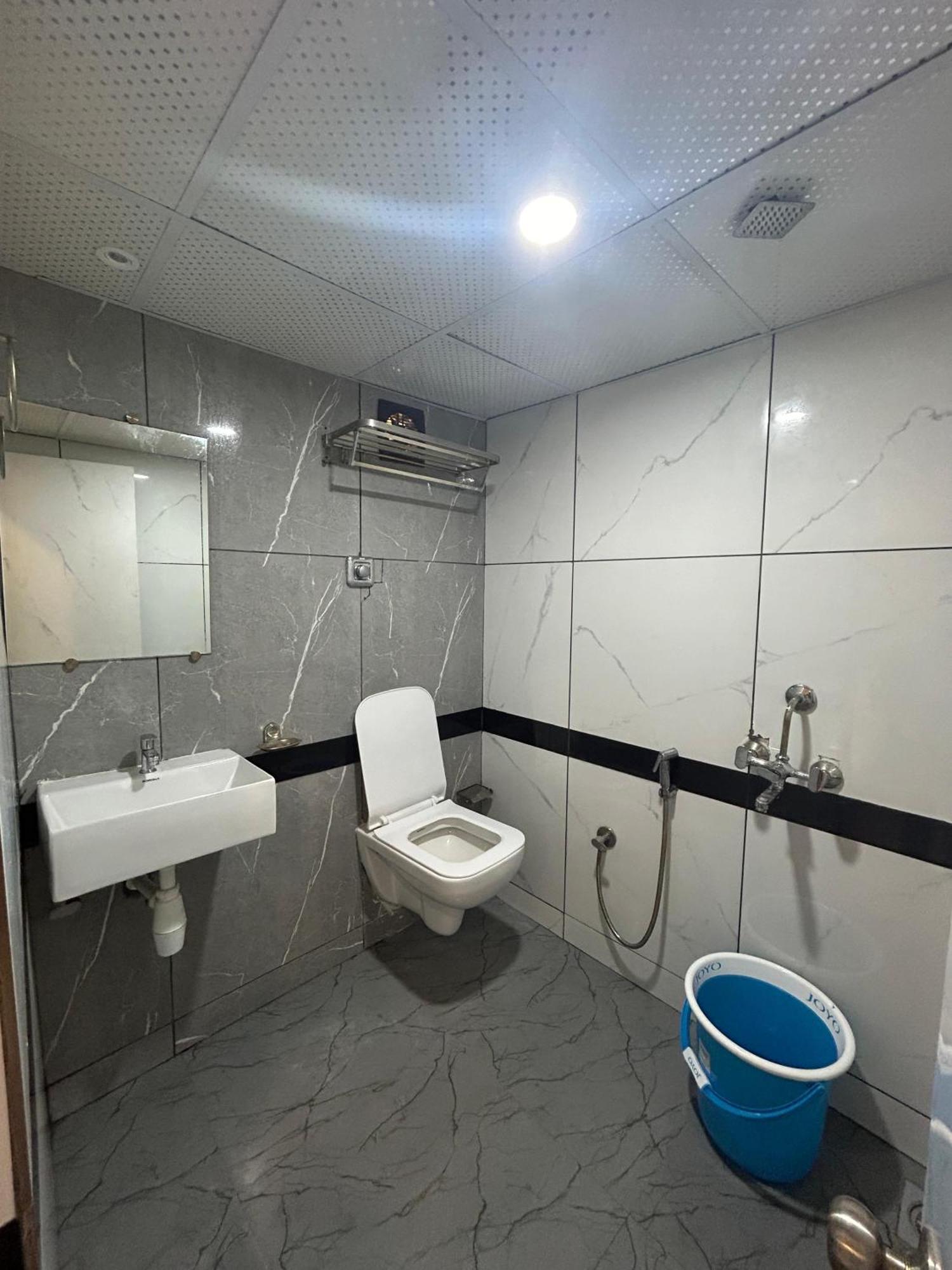 Hotel Rinza Residency Mumbai Luaran gambar